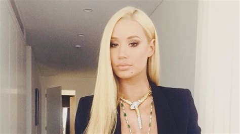 iggy azalea vagina